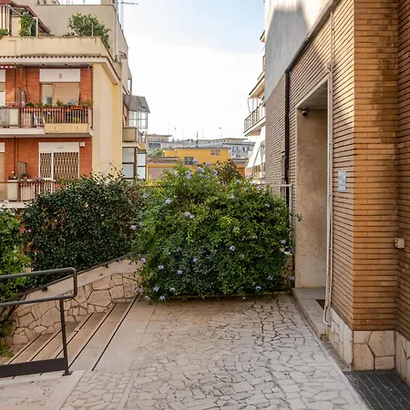 Апартаменты Loft Trastevere Station